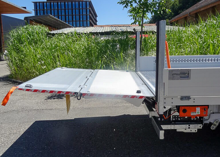Fahrzeugbau Hebebühne Bern